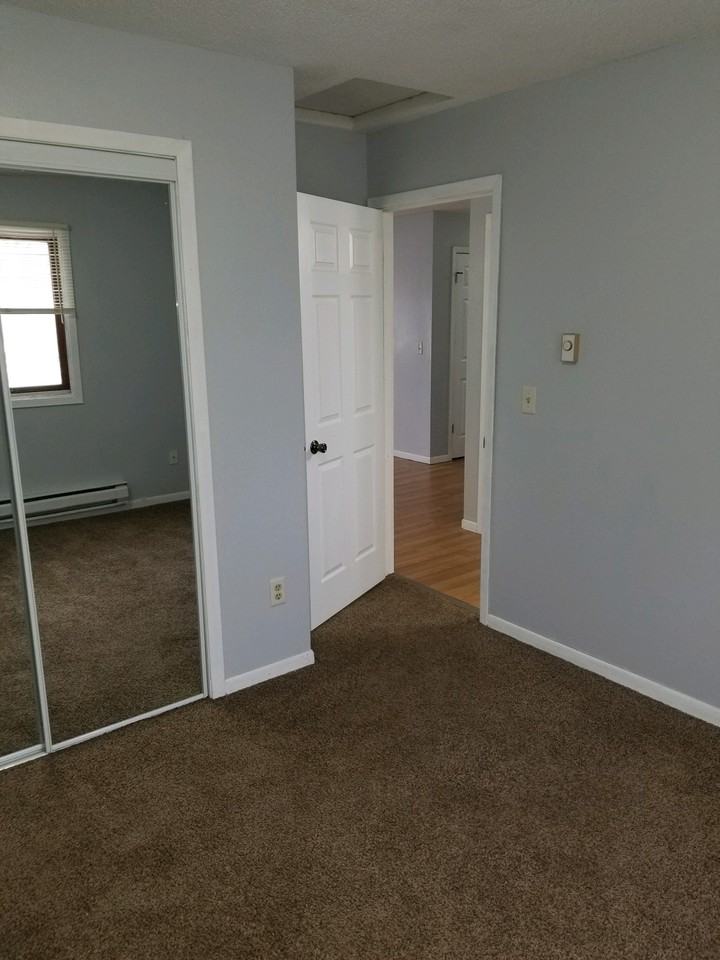 709 7th St S #3 - Photo 7 of 12