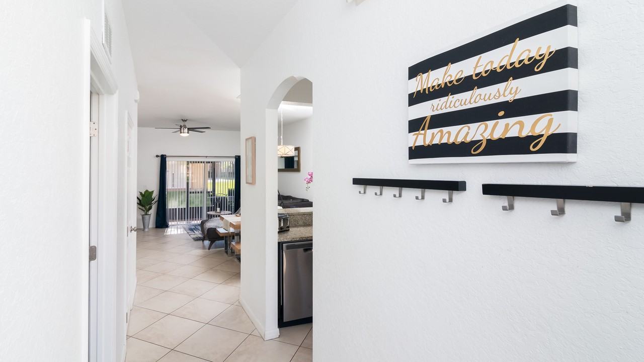 106 Miramar Avenue - Photo 4 of 16