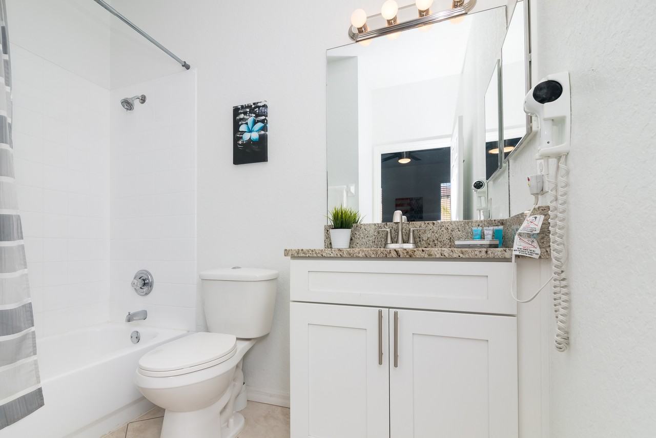 106 Miramar Avenue - Photo 5 of 16