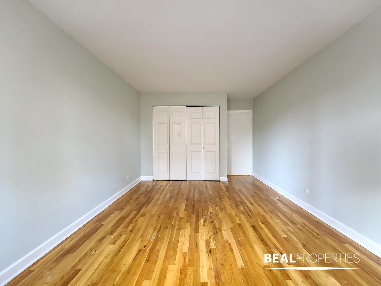 1446 N Dearborn St #F4 - Photo 2 of 14