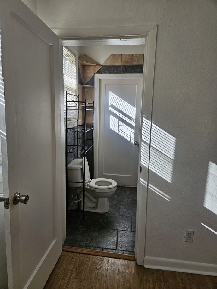 1308 E 4th St #NA - Photo 2 of 25