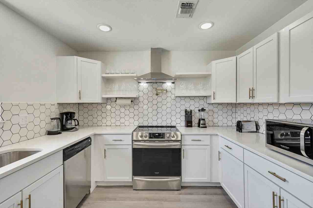 7920 Limerick Ln #NA - Photo 5 of 29