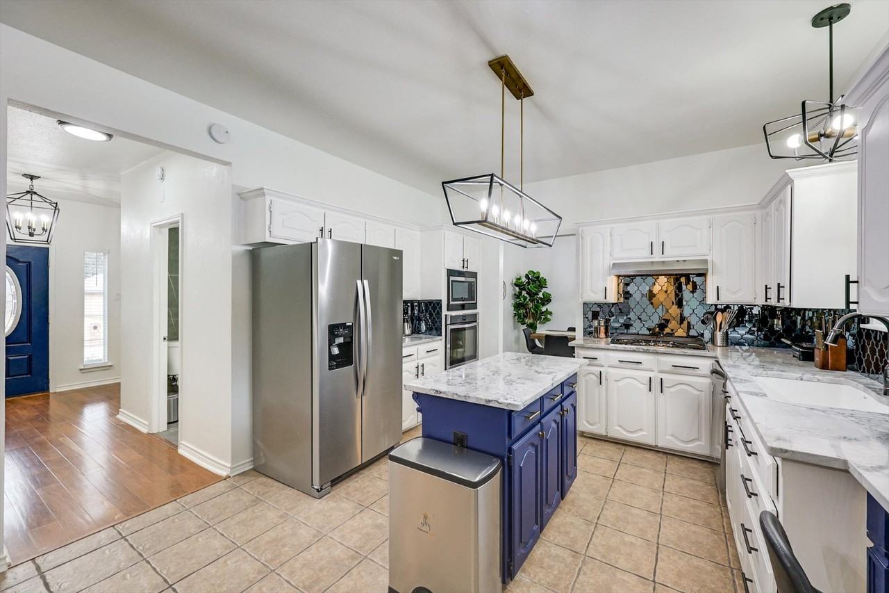 3913 Baywatch Dr #NA - Photo 7 of 36