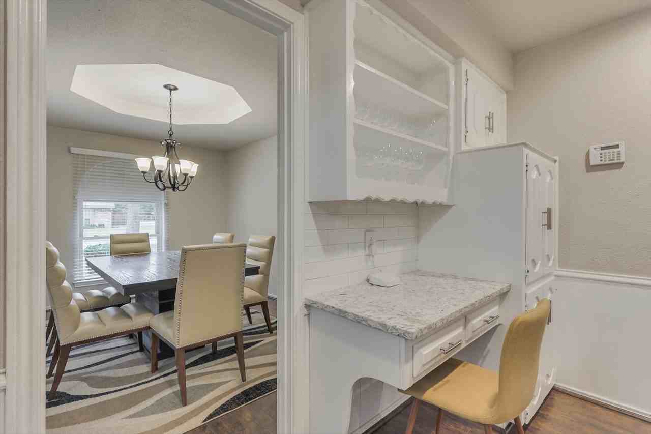 2116 Newcastle Cir #NA - Photo 7 of 32