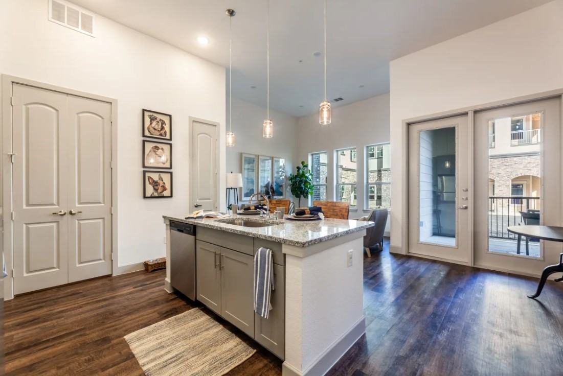 7820 Van Tuyl Pkwy #0000 - Photo 5 of 8