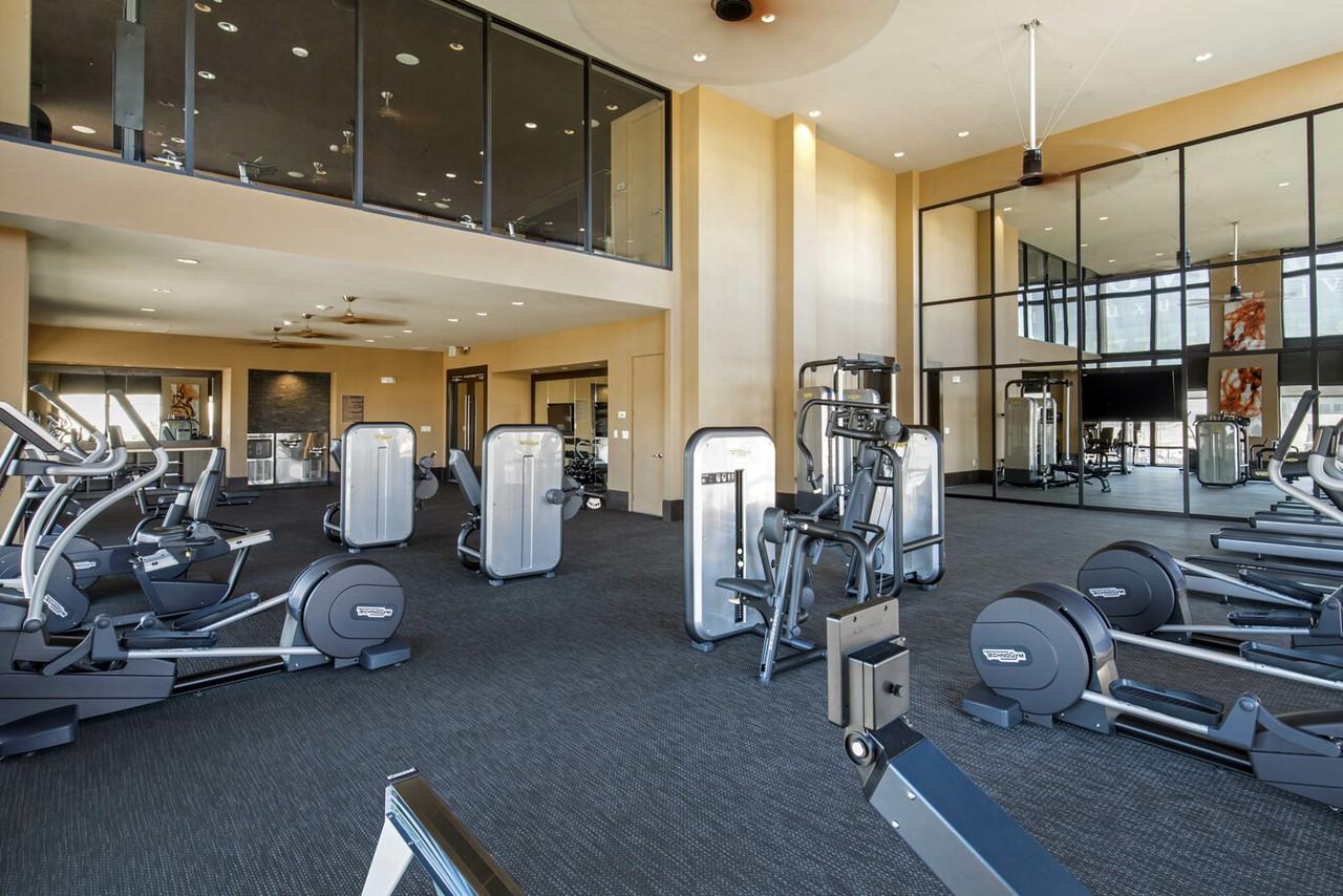 4947 Gage Ave #0000 - Photo 5 of 10