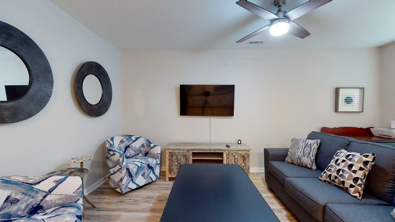 511 S 10th St Unit 1 #NA - Photo 3 of 25