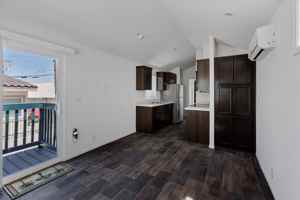 featured image of 971 W Main St #45