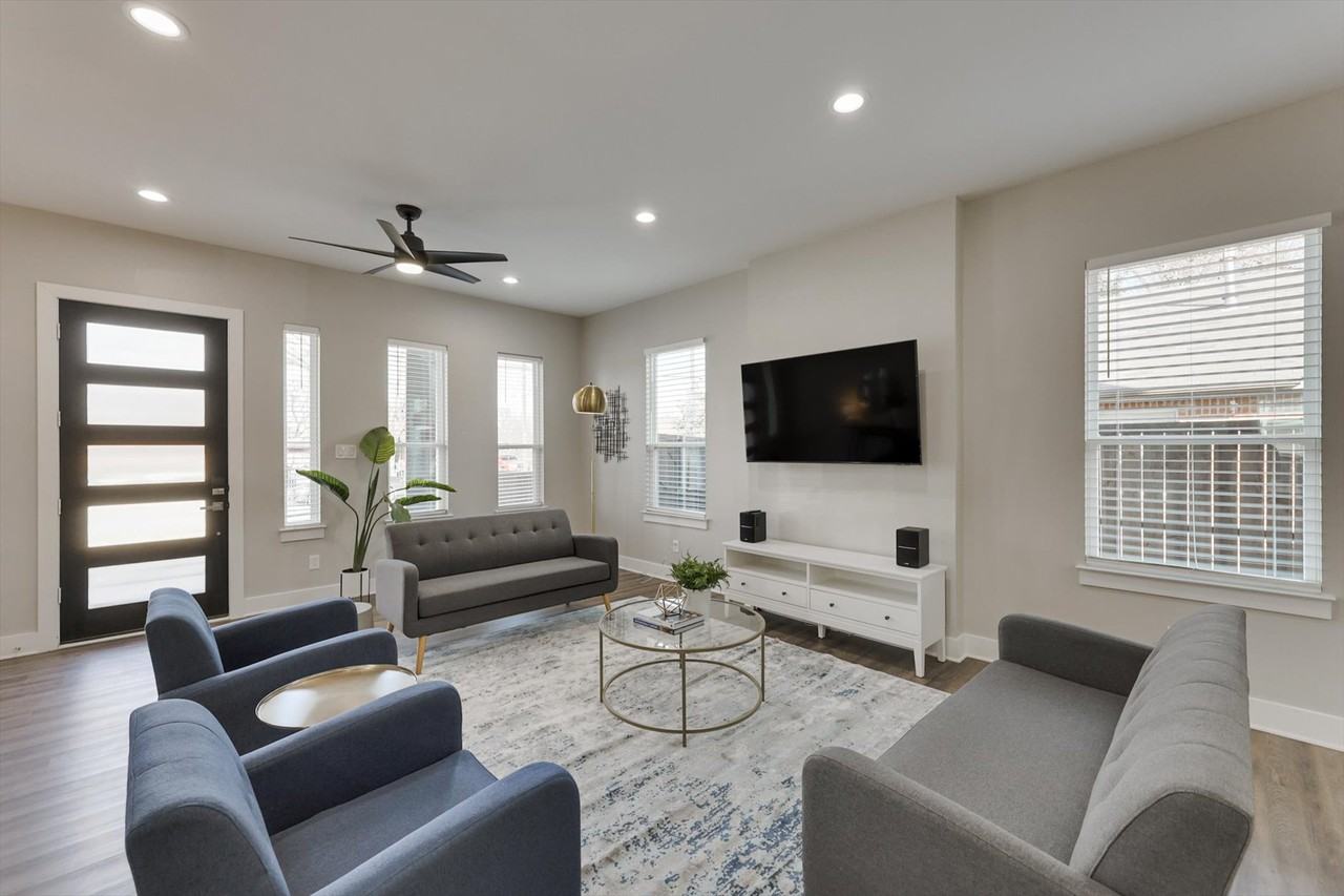 3421 Nomas Street #NA - Photo 3 of 31