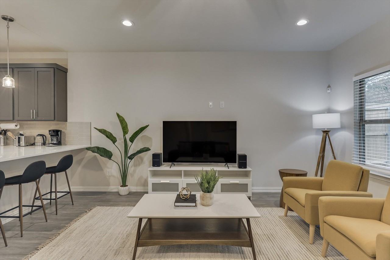 1525 Doyle Avenue #NA - Photo 2 of 26