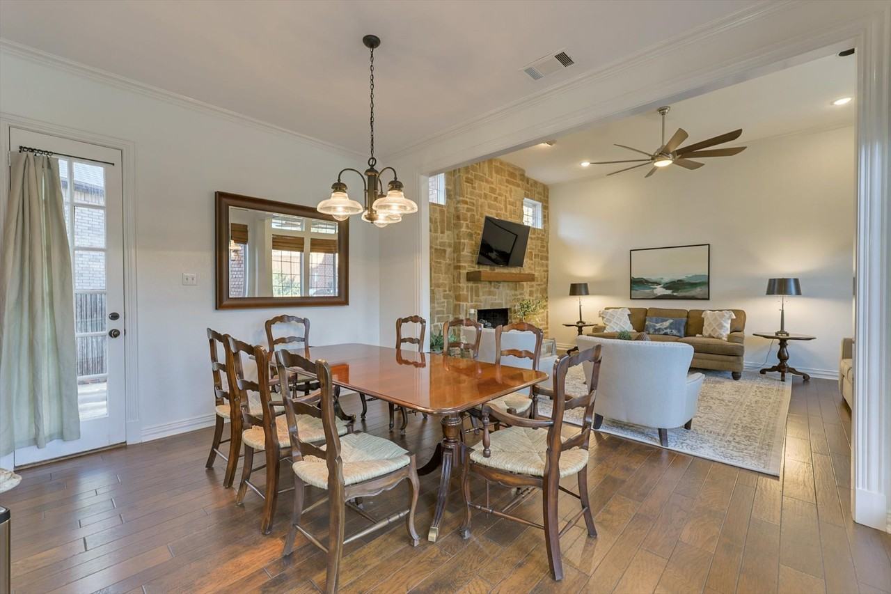 905 Tiffany Lane #NA - Photo 5 of 40