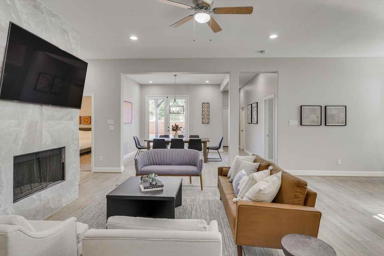 8206 Chesham Dr #NA - Photo 3 of 34