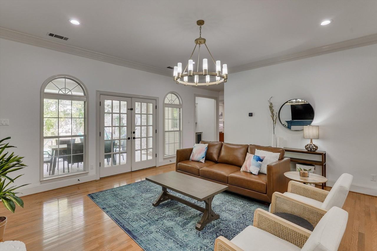 1811 Forest Meadow Lane #NA - Photo 2 of 43