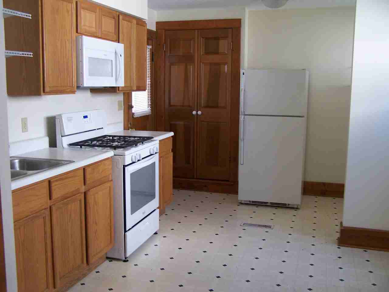 401 Morgan Blvd #401 - Photo 3 of 8