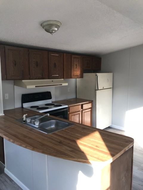 45 Coach Dr #NA - Photo 3 of 7