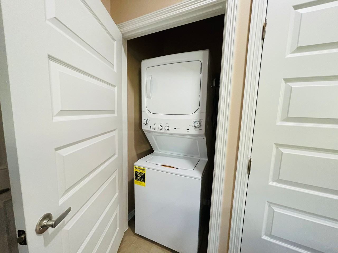 3013 Driftwood Ln #1 - Photo 4 of 7