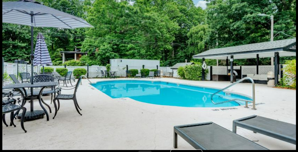 1150 W Blue Ridge Rd - Photo 2 of 8