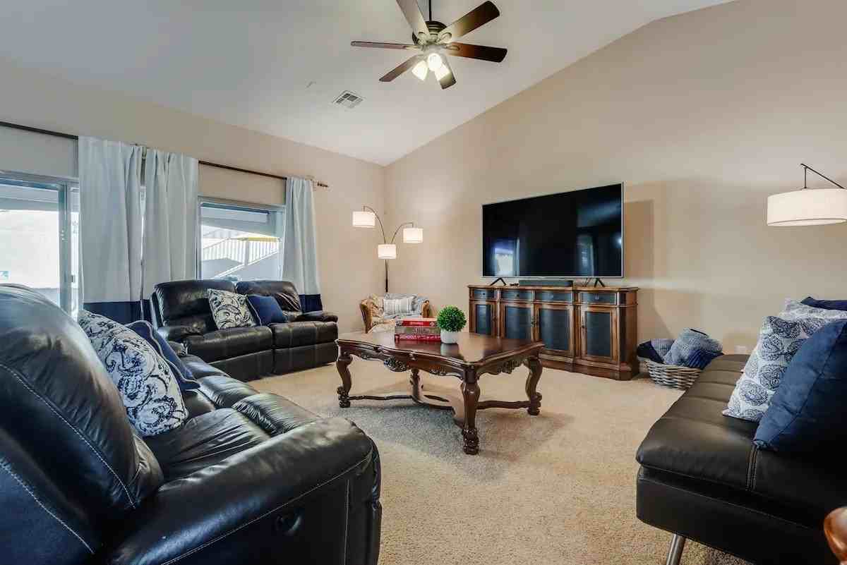 1820 Cabana Drive #NA - Photo 5 of 45