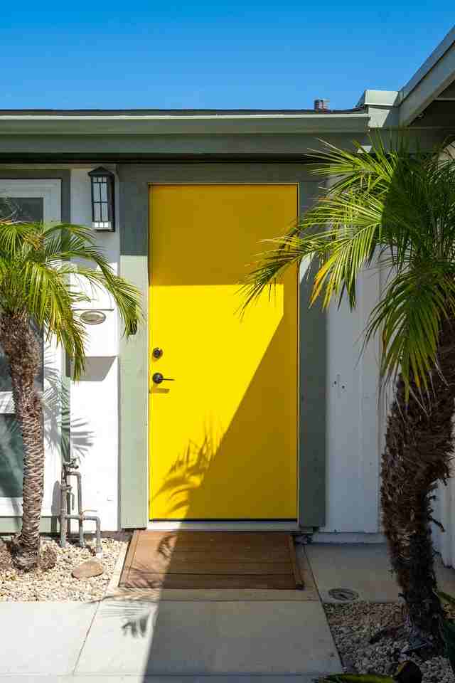 2407 Pierpont Blvd #NA - Photo 2 of 38