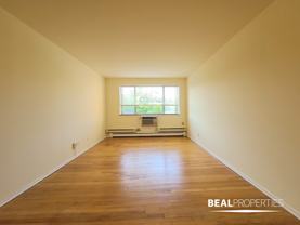 660 W Wrightwood Ave #312 - Photo 1 of 1