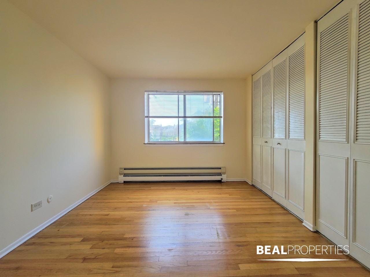 660 West Wrightwood Avenue #312 - Photo 7 of 10