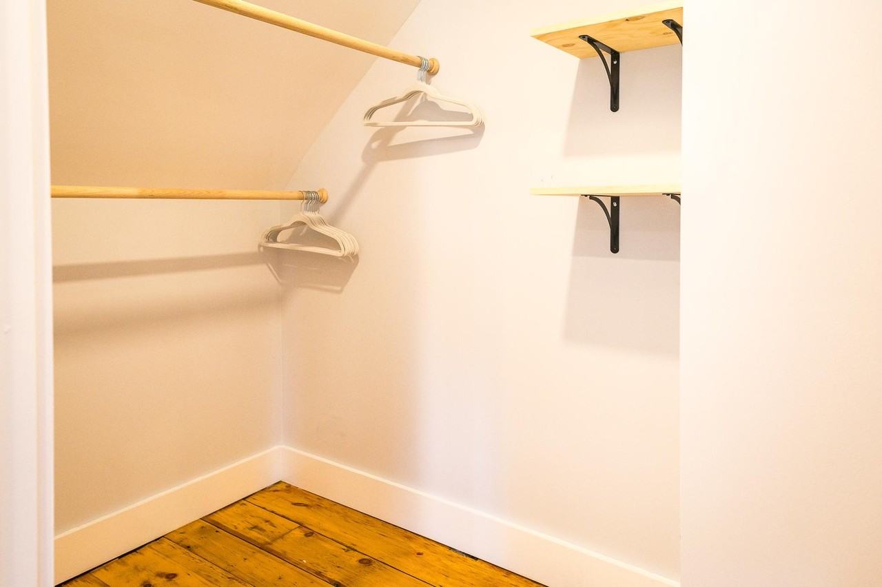 307 Preble St #2 - Photo 7 of 23