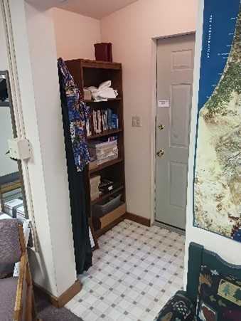 2711 Second Ave - Photo 3 of 9