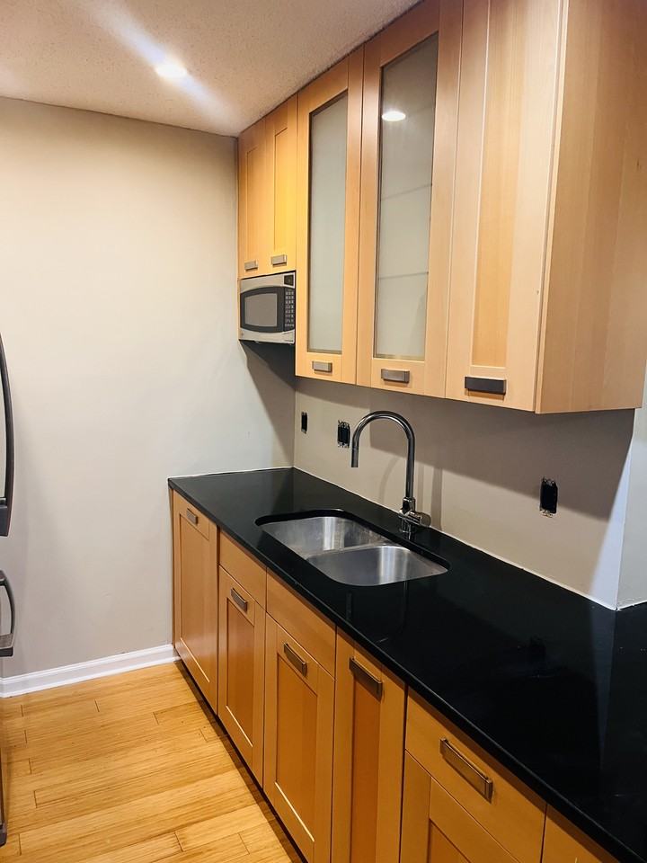 4210 Pine Heights Dr Ne #4210 - Photo 3 of 31