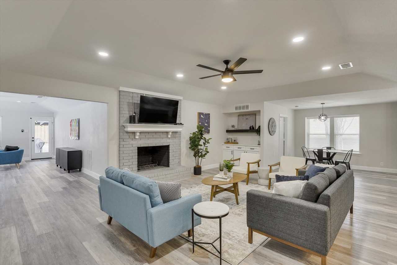 3921 Amy Ave #NA - Photo 3 of 38