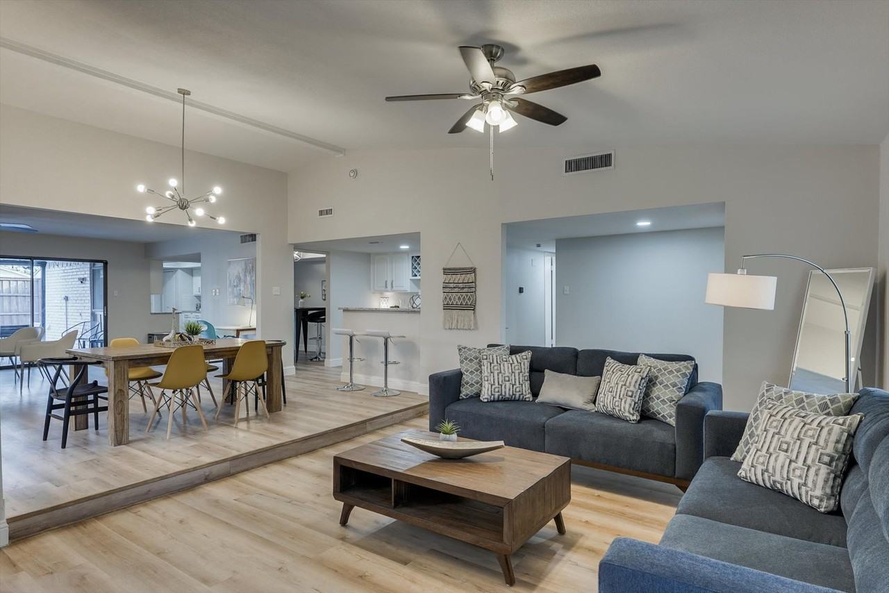 11622 Cotillion Dr #NA - Photo 3 of 33