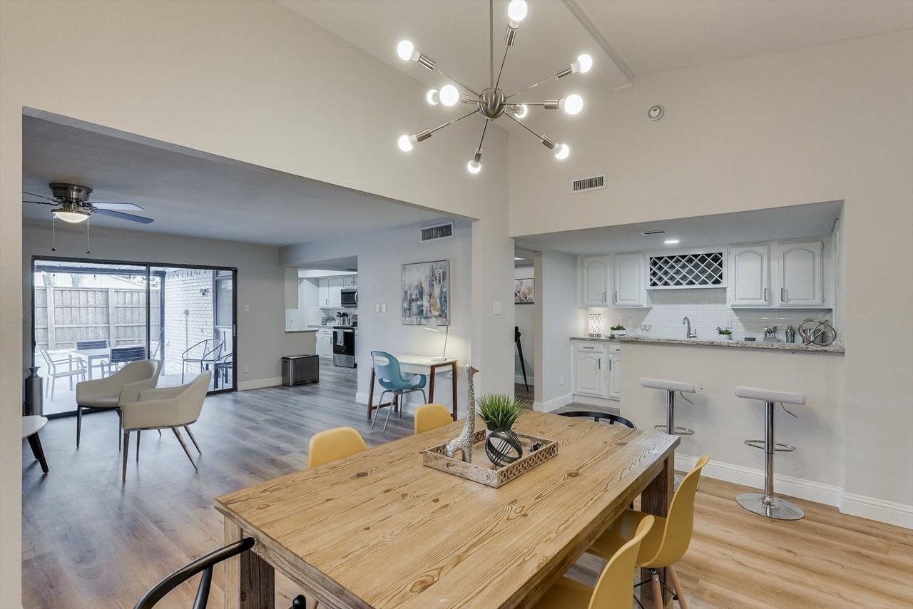 11622 Cotillion Dr #NA - Photo 4 of 33