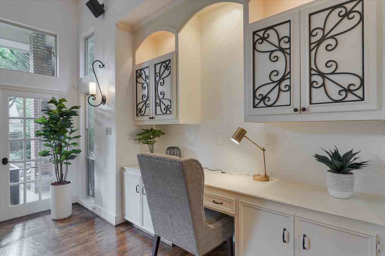 6507 Clubhouse Cir #NA - Photo 4 of 40