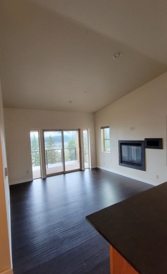 6308 Lake Pointe Way #1 - Photo 3 of 21