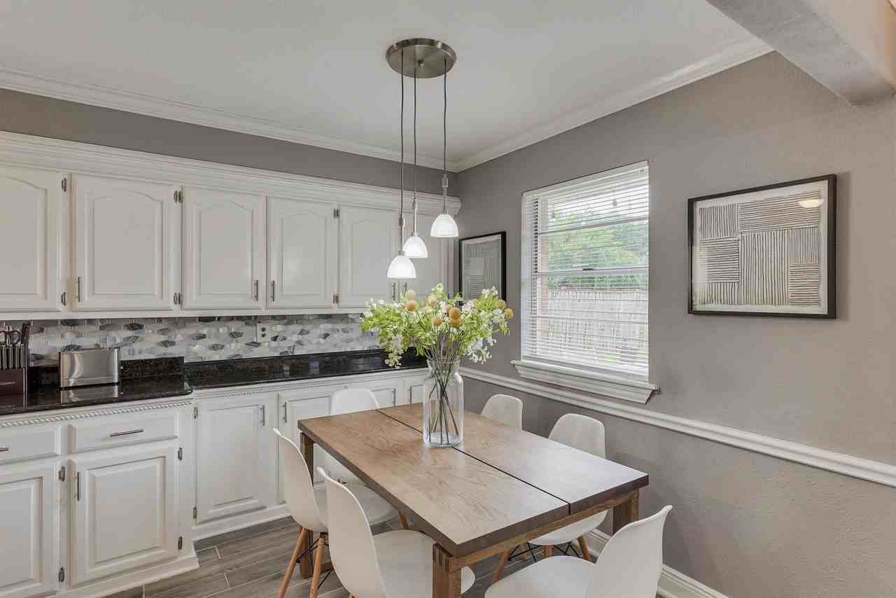 11259 Drummond Dr #NA - Photo 5 of 32