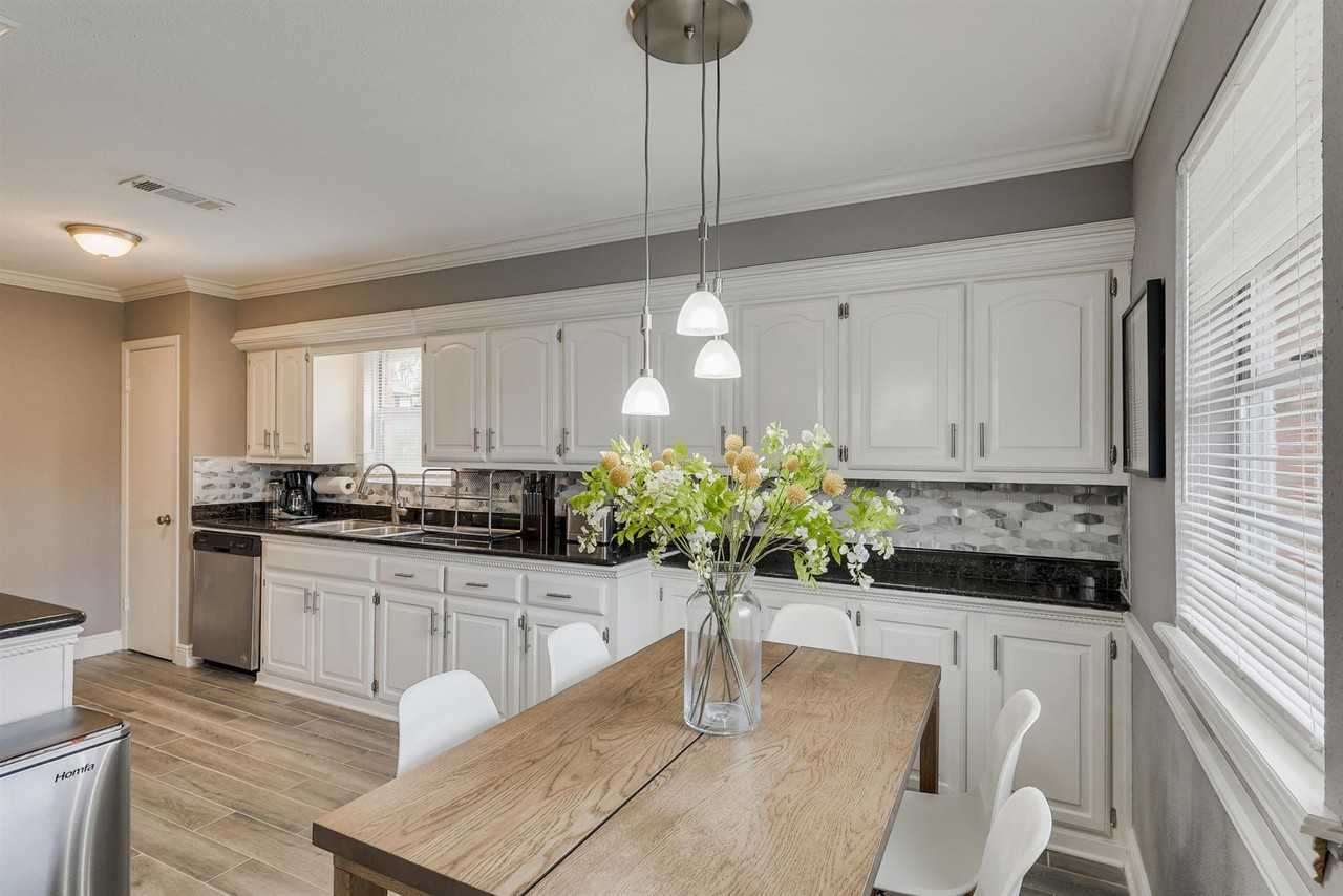 11259 Drummond Dr #NA - Photo 6 of 32