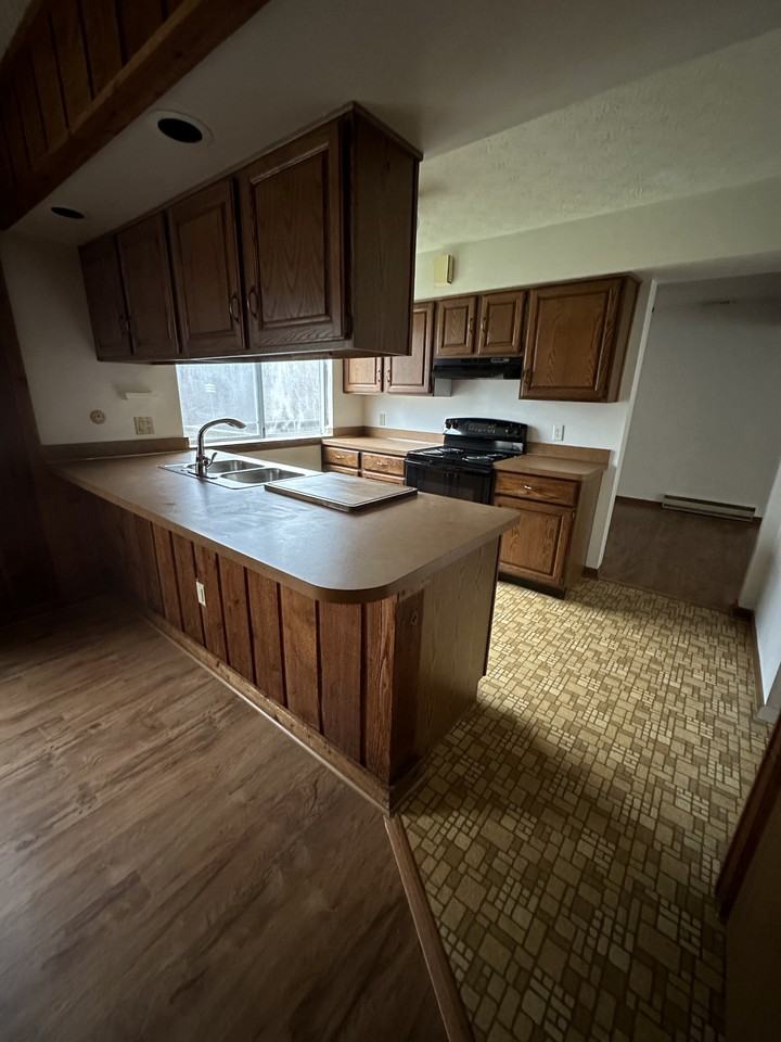 9765 Johnnycake Ridge Rd #NA - Photo 6 of 11