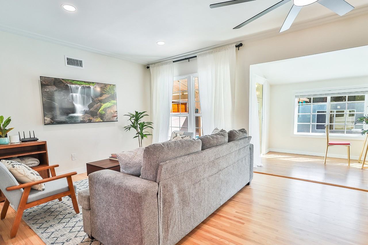 14630 Chatsworth St #NA - Photo 3 of 26