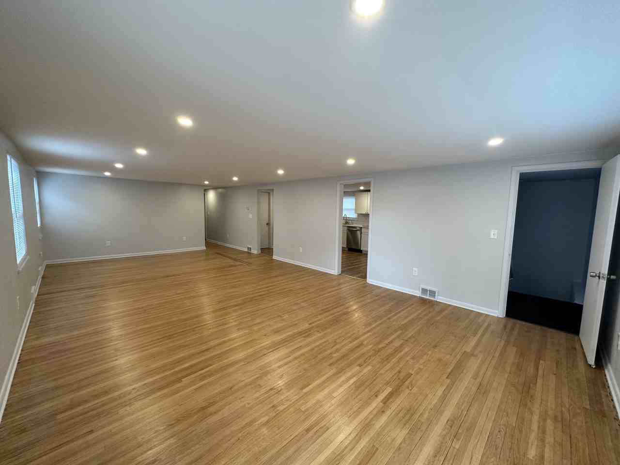 26 Delham Ave #2UPPER - Photo 3 of 8