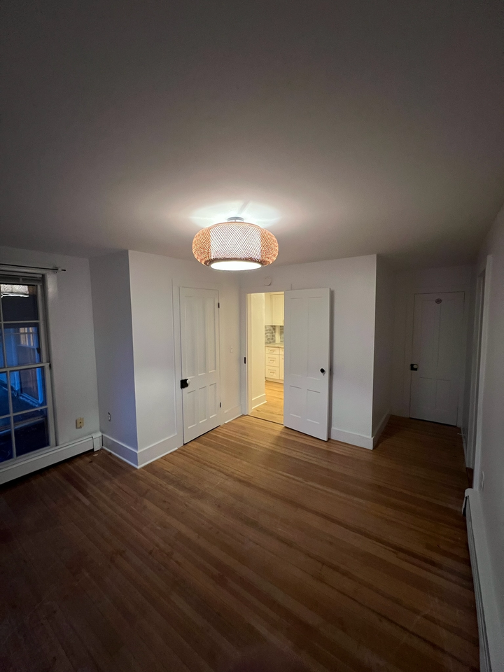 74 Upper Main St #4 - Photo 3 of 7