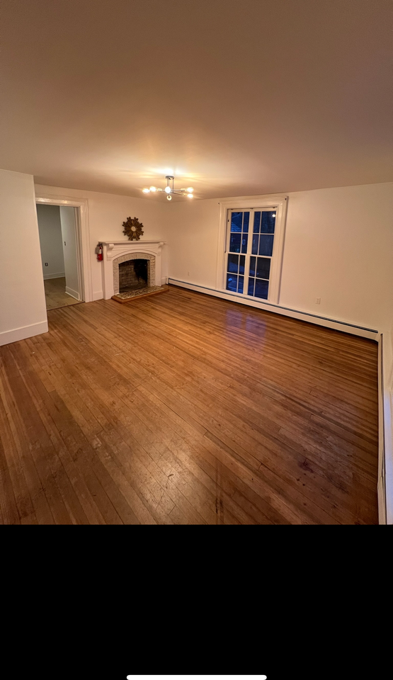 74 Upper Main St #4 - Photo 7 of 7