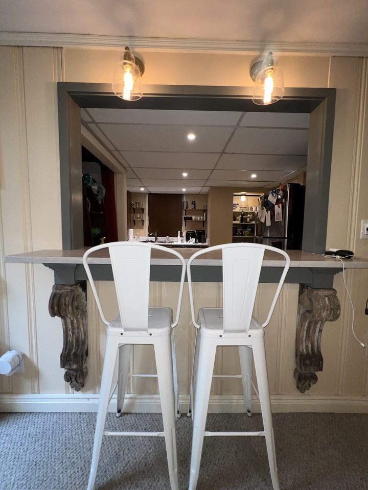 555 Elmwood Dr Ne #A - Photo 2 of 9