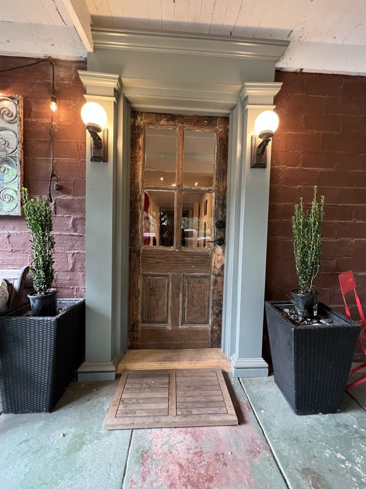 555 Elmwood Dr Ne #A - Photo 3 of 9