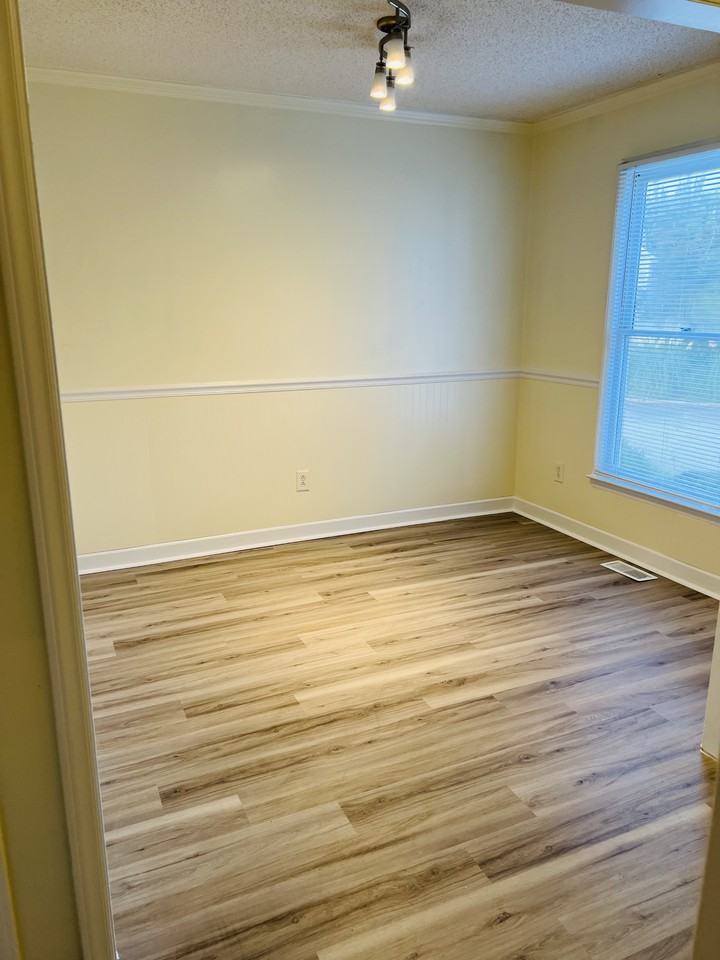 1627 Oakland Hills Way #1627 - Photo 7 of 37