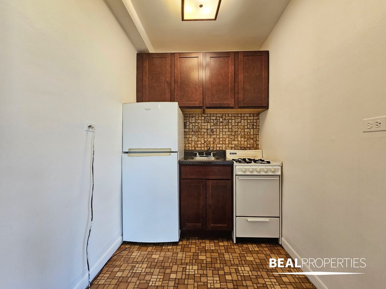 739 West Belmont Avenue #212 - Photo 7 of 10