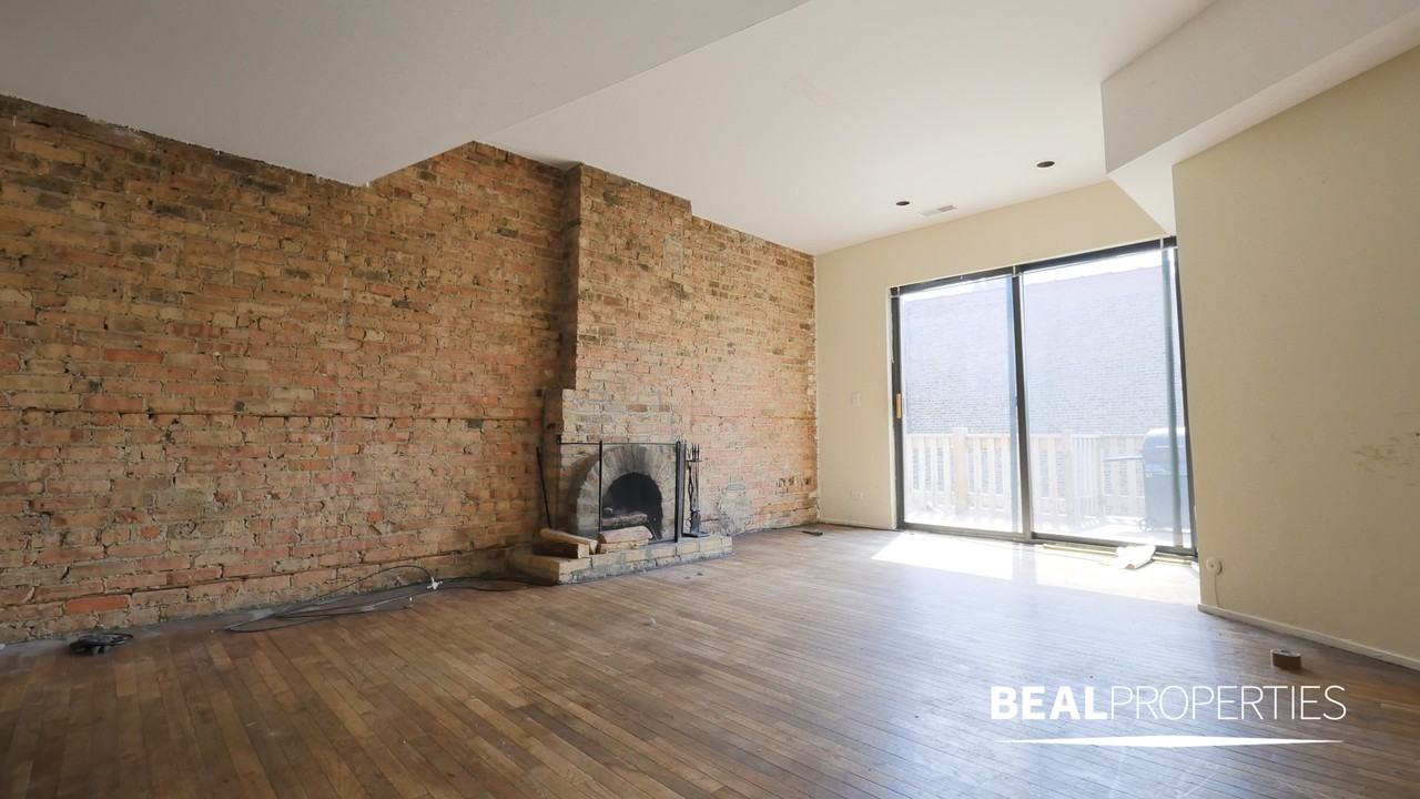 2908 N Broadway St - Photo 5 of 11