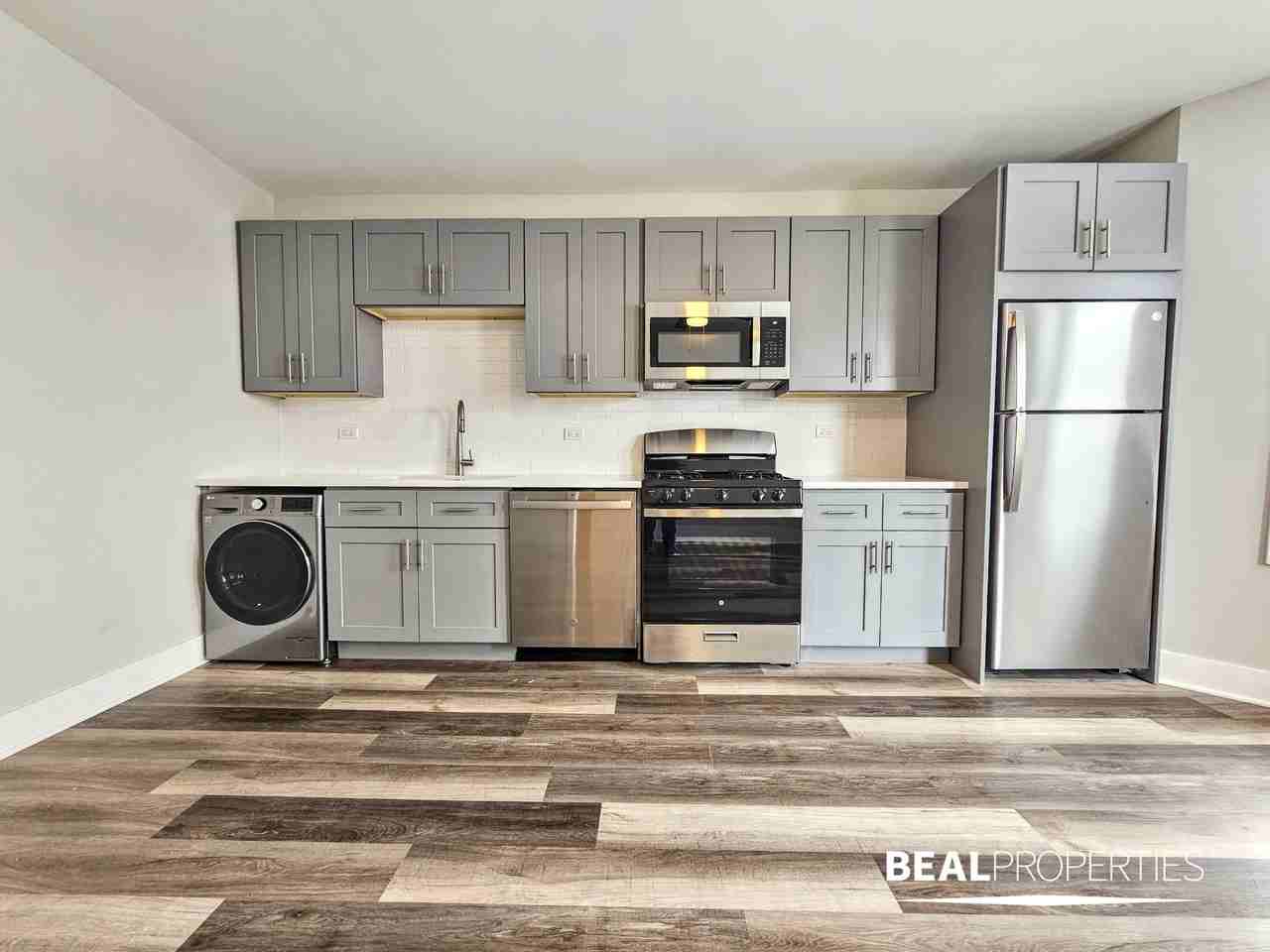 373 Hazel Ave #B8 - Photo 2 of 9