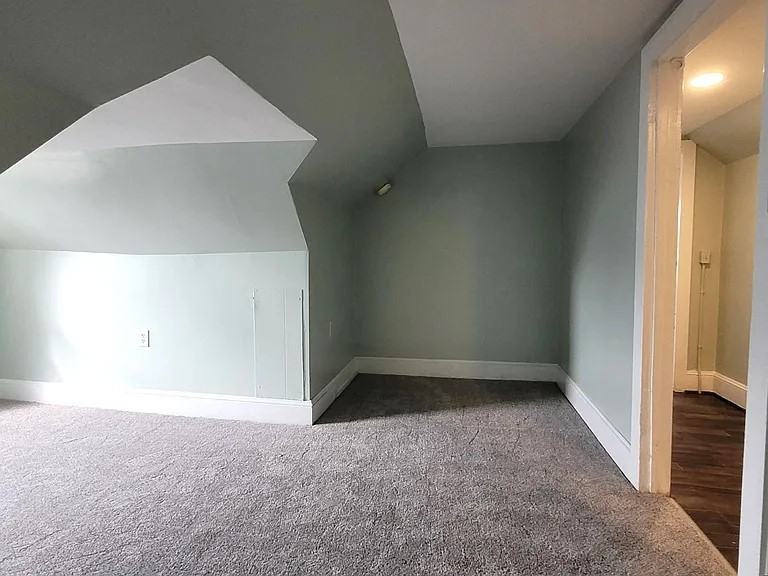 224 N Dupont Blvd #A - Photo 3 of 6