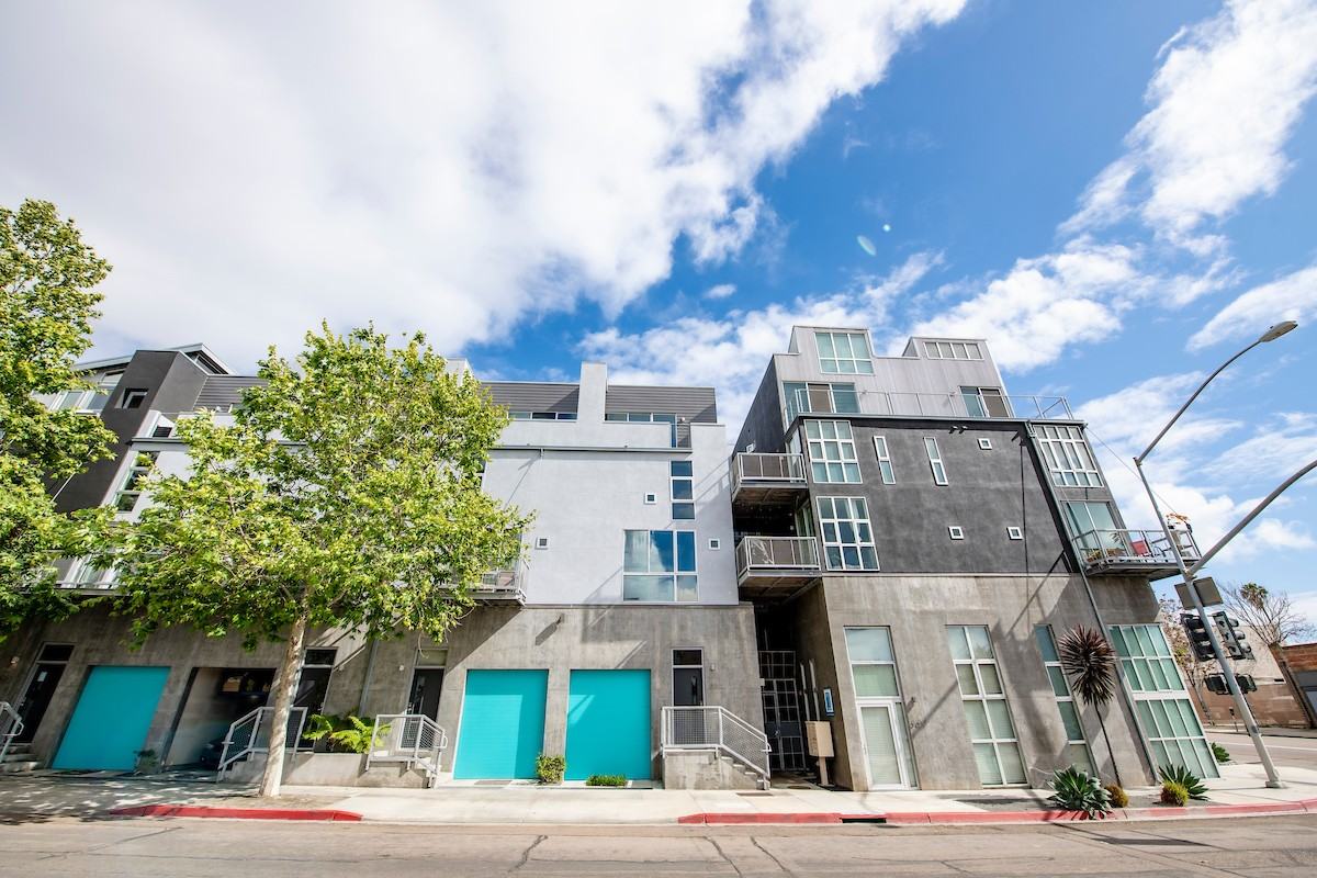 969 Sigsbee St #969 - Photo 3 of 37