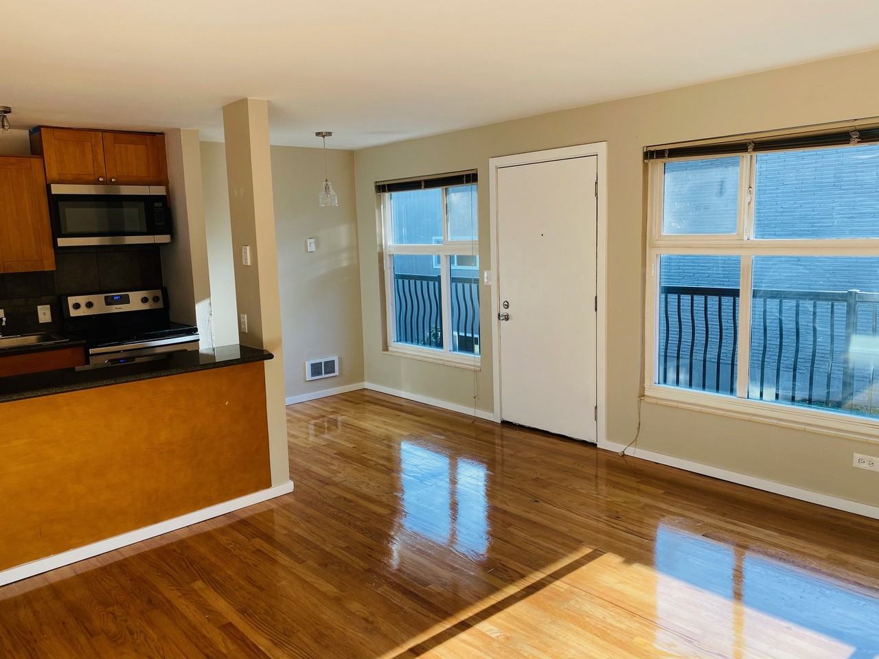 1226 Taylor Ave N #5 - Photo 2 of 19