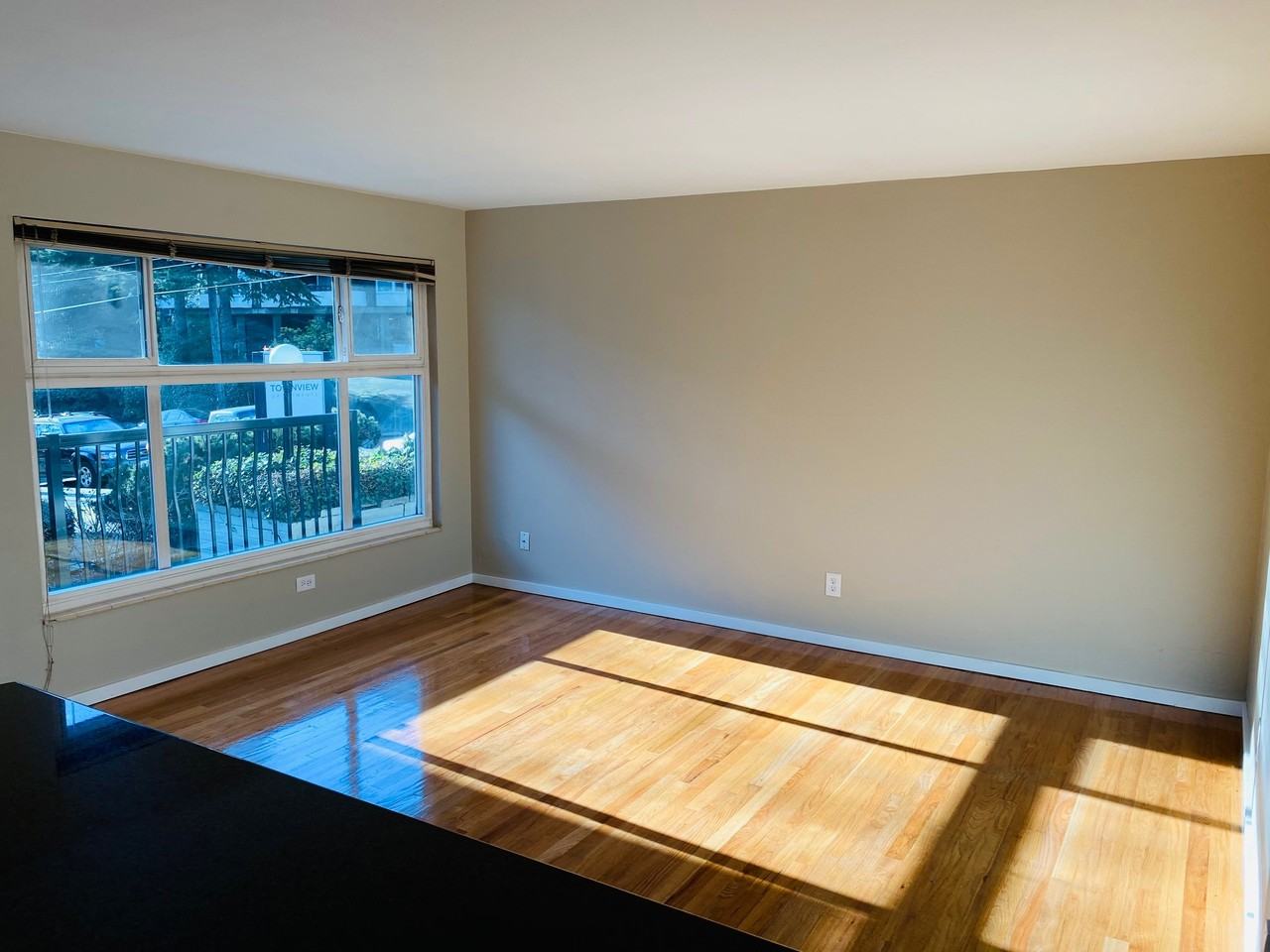 1226 Taylor Ave N #5 - Photo 3 of 19